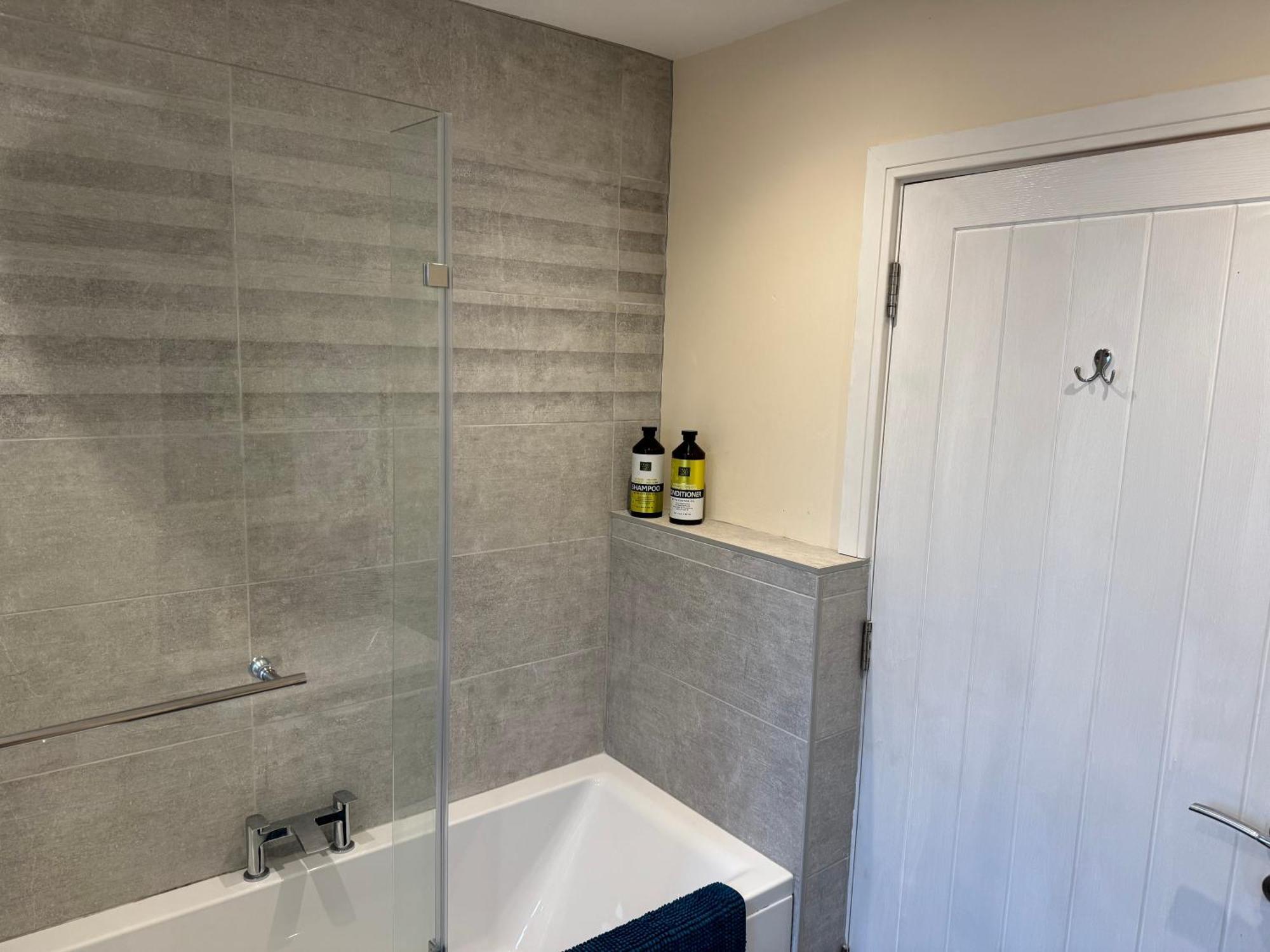 Bath Rd Villa Keynsham Bagian luar foto